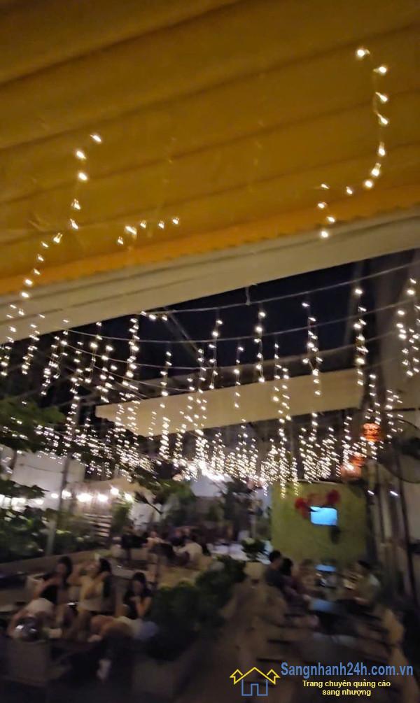 Sang quán cafe