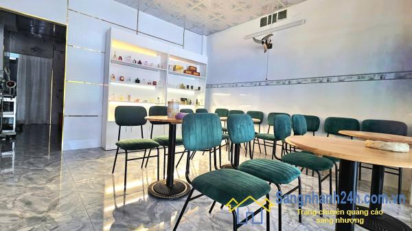 Sang quán cafe