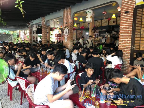 Sang quán cafe
