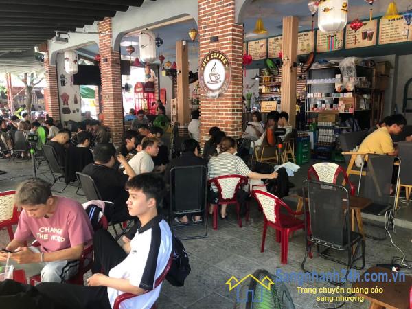 Sang quán cafe