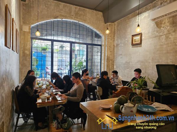 Sang quán cafe