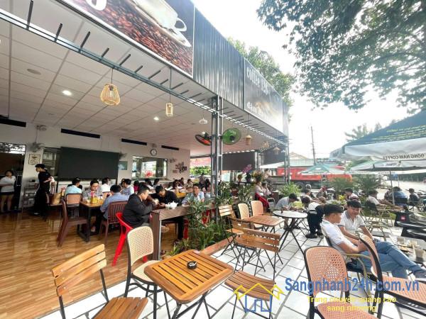 Sang quán cafe