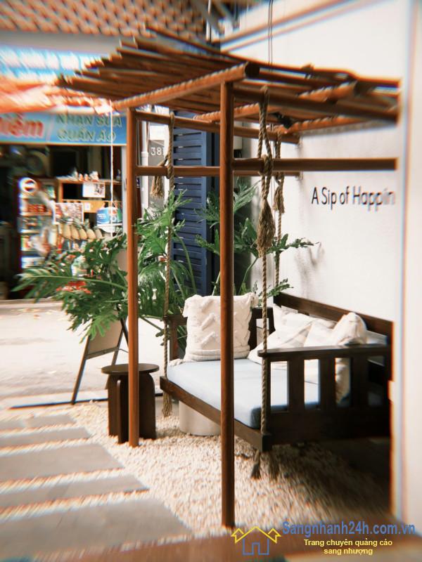 Sang quán cafe