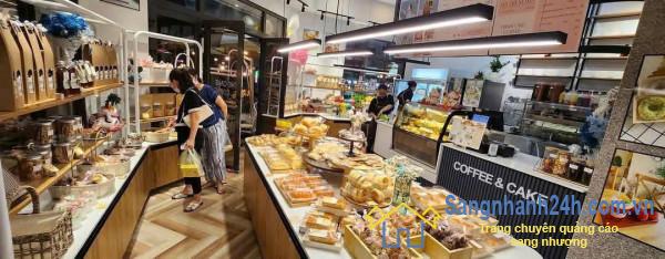 Sang quán cafe