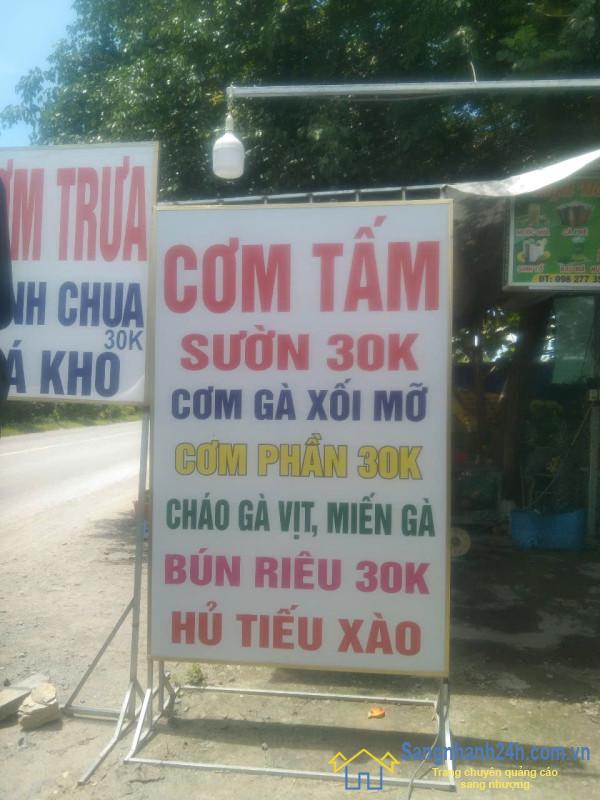 Sang quán cơm
