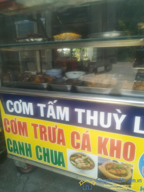 Sang quán cơm