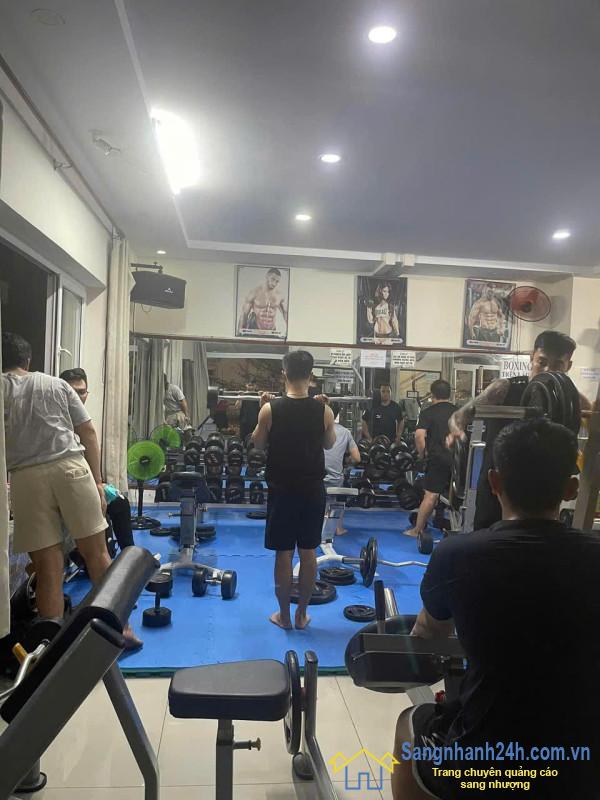 Sang CLB thể hình