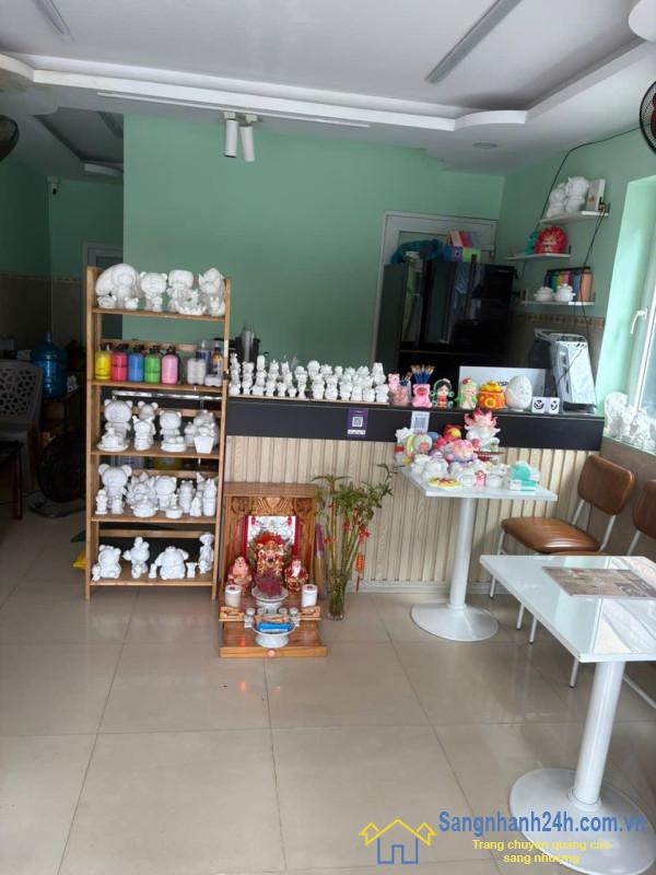 Sang quán cafe