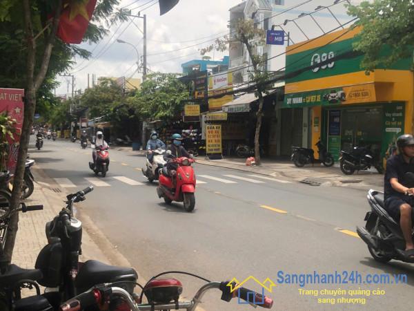 Sang tiệm rửa - sửa xe