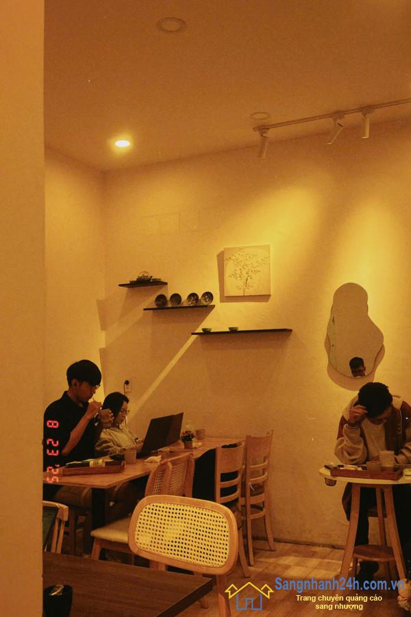 Sang quán cafe