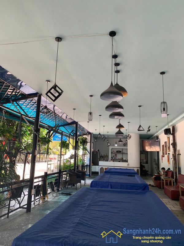 Sang quán cafe