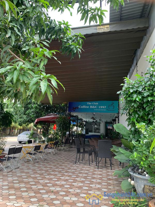 Sang quán cafe