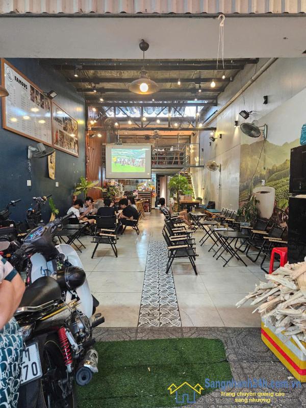 Sang quán cafe