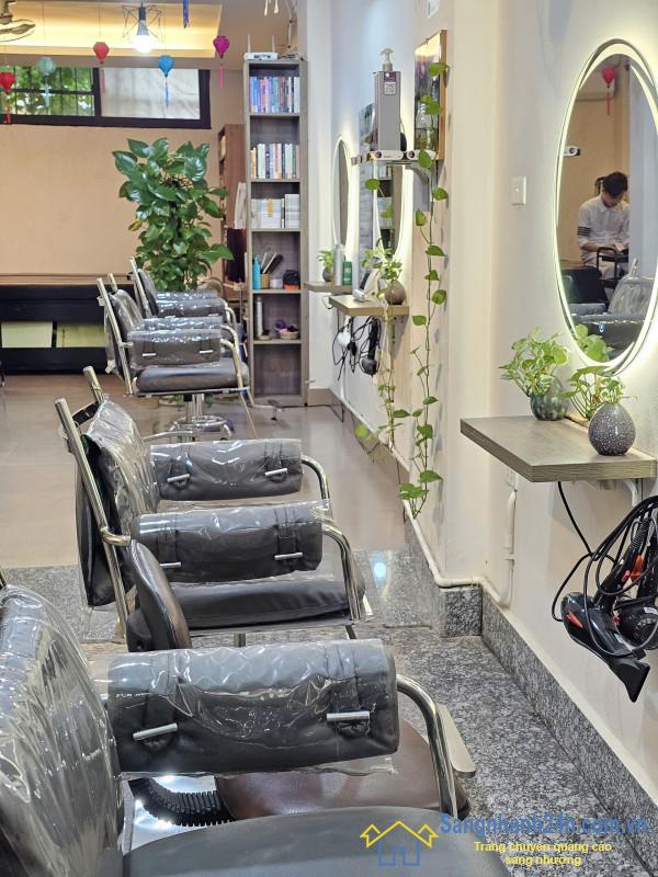 Sang tiệm tóc - nail