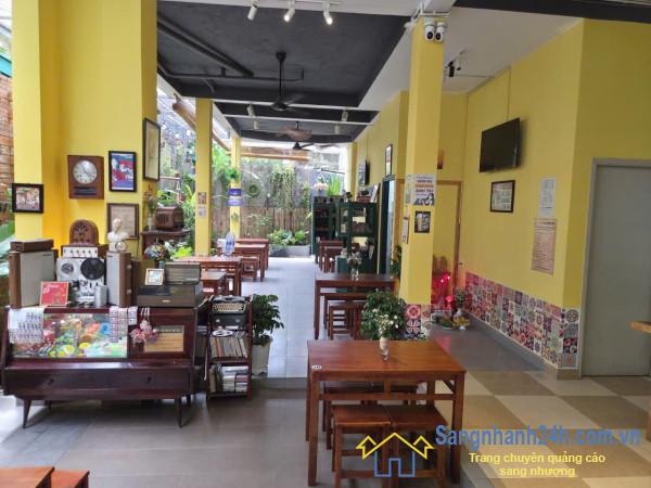 Sang quán cafe