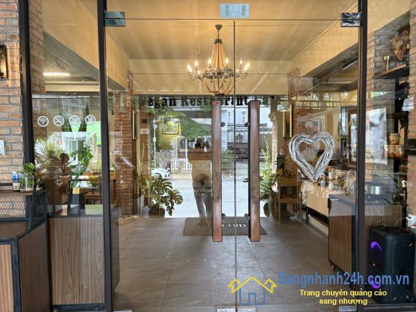 Sang nhà hàng Sang nhà hàng