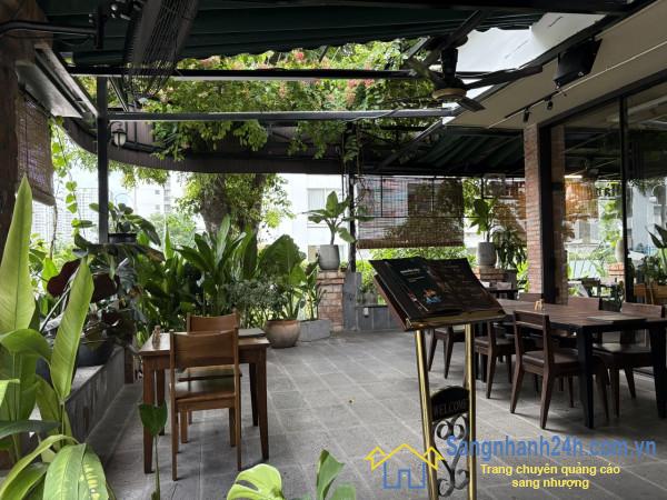 Sang nhà hàng Sang nhà hàng