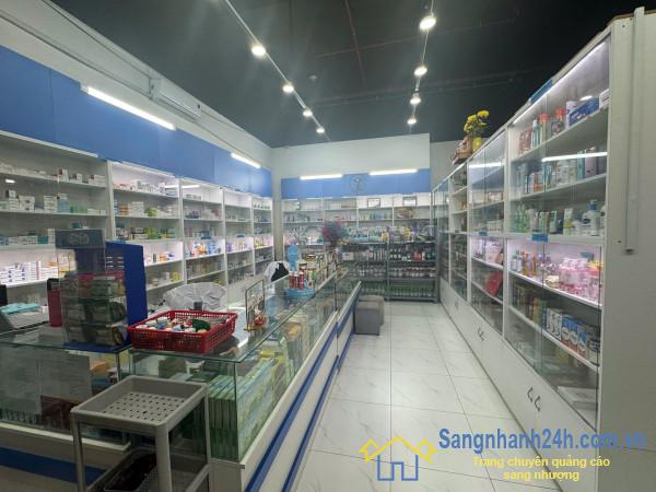 Sang nhà thuốc tây