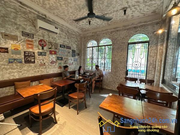 Sang quán cafe