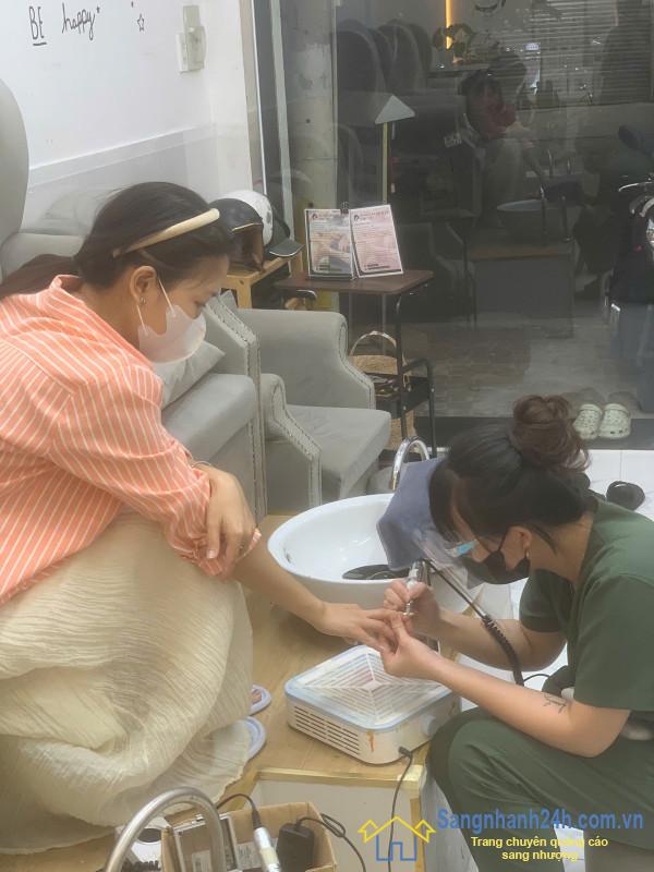 Sang tiệm tóc - nail