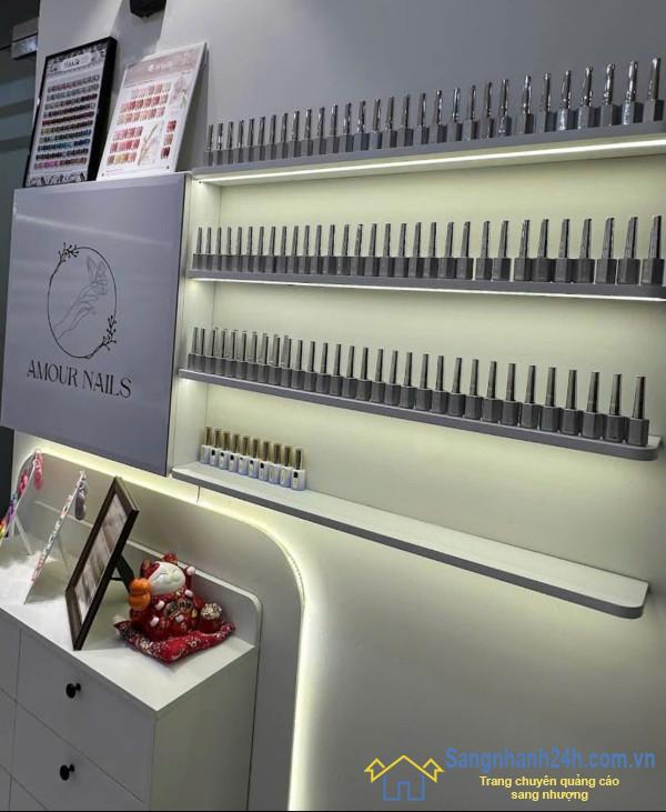 Sang tiệm tóc - nail