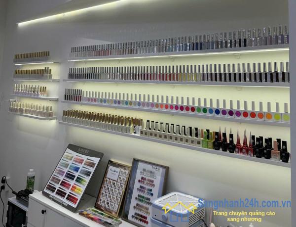 Sang tiệm tóc - nail