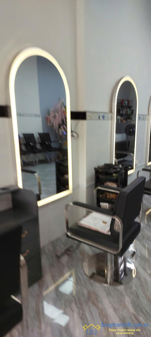 Sang tiệm tóc - nail