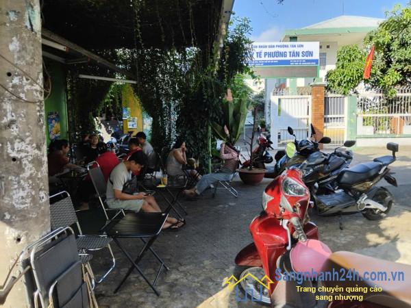Sang quán cafe
