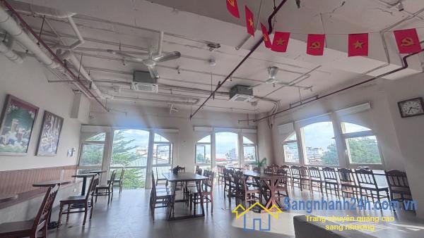 Sang quán cafe