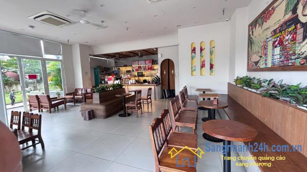 Sang quán cafe