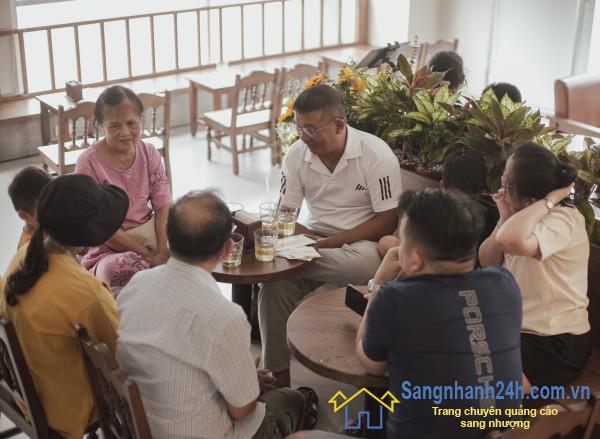 Sang quán cafe