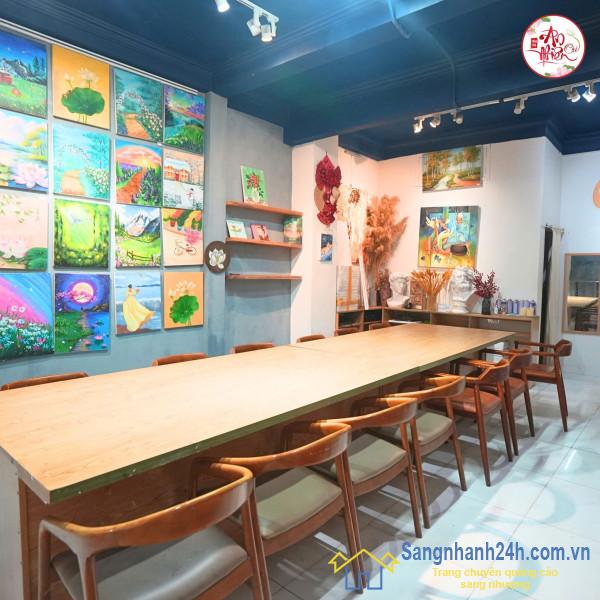 Sang phòng trà