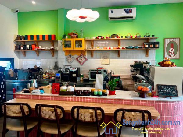 Sang quán cafe