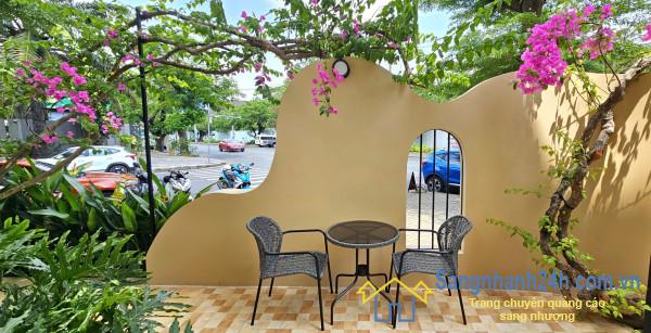 Sang quán cafe