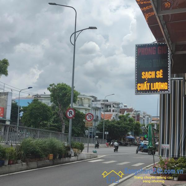 Sang khách sạn