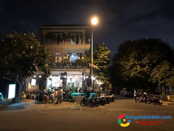 Sang quán cafe